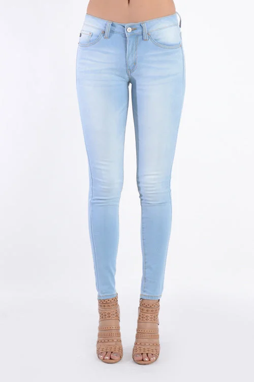 Light Wash Skinny Jeans