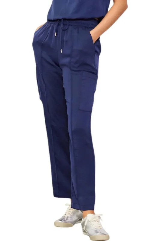 Pintuck Jogger Pants In Navy